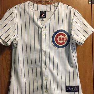 Cubs jersey.